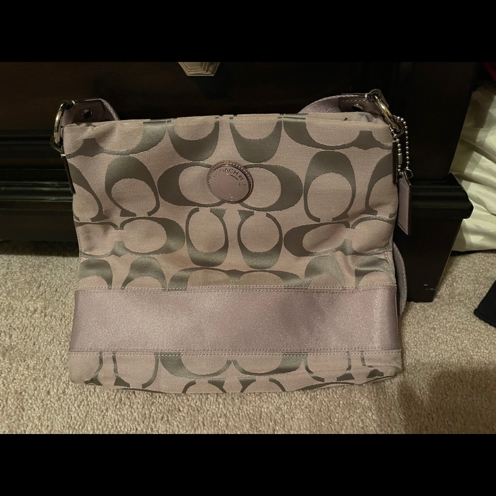 Coach purse beautiful light purple authentic